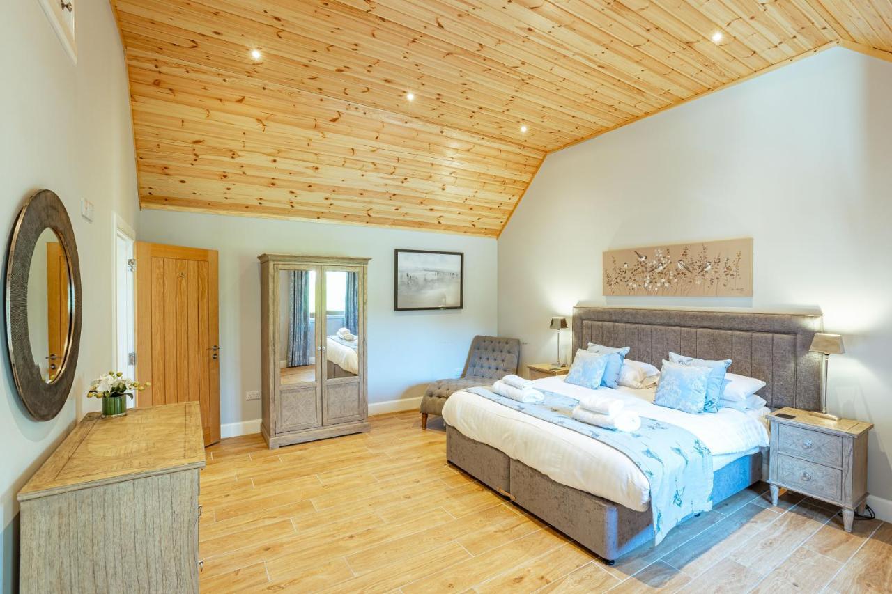 Osprey Lodge 1 With Hot Tub Newton Stewart Eksteriør billede