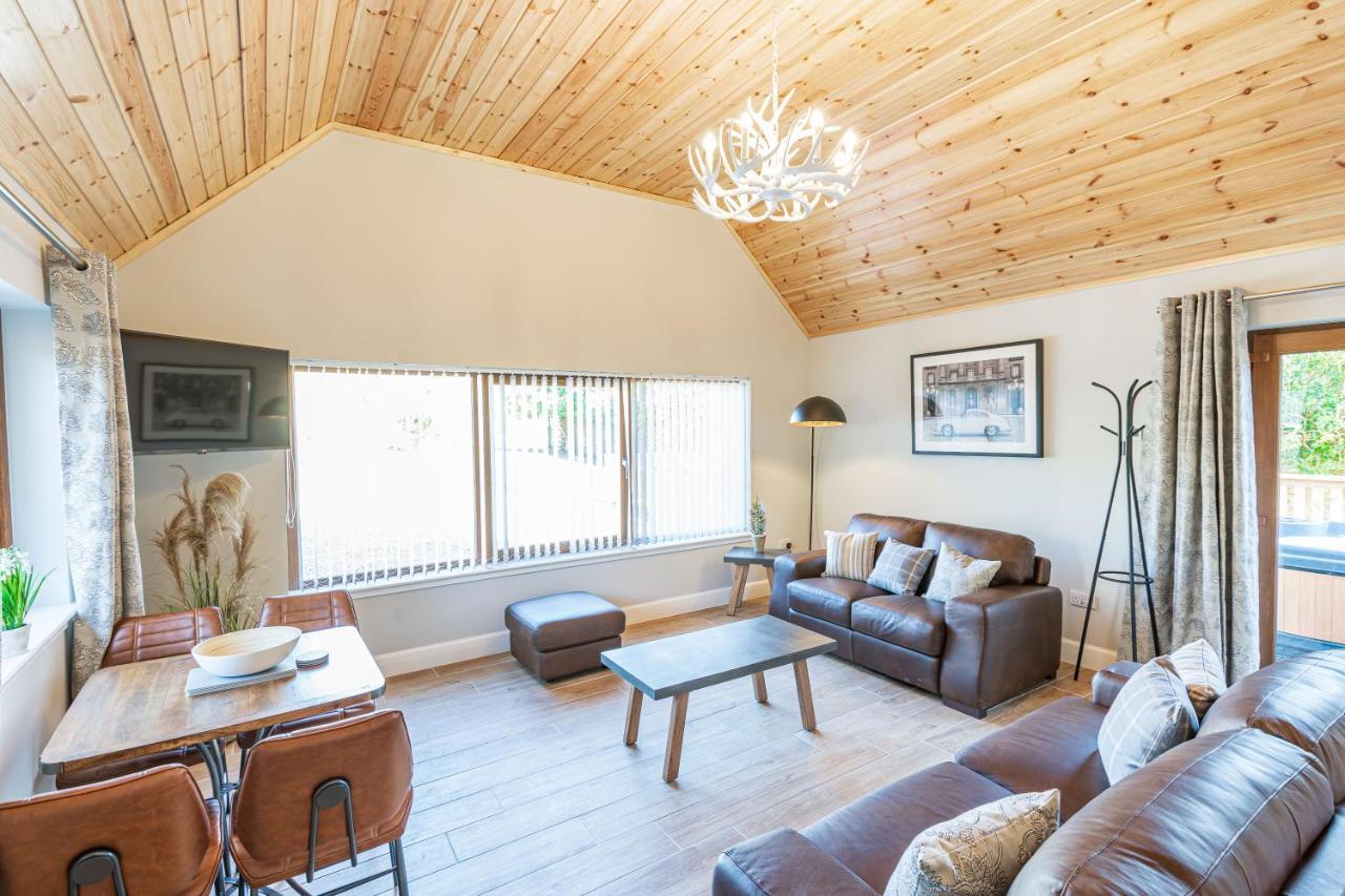Osprey Lodge 1 With Hot Tub Newton Stewart Eksteriør billede