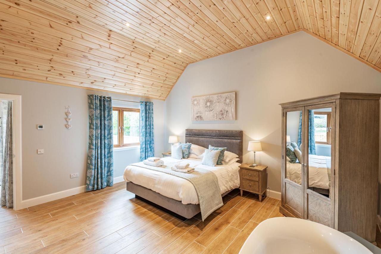 Osprey Lodge 1 With Hot Tub Newton Stewart Eksteriør billede
