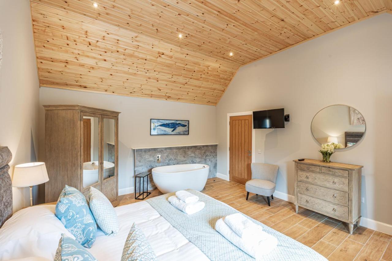 Osprey Lodge 1 With Hot Tub Newton Stewart Eksteriør billede