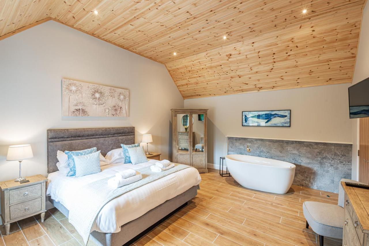 Osprey Lodge 1 With Hot Tub Newton Stewart Eksteriør billede