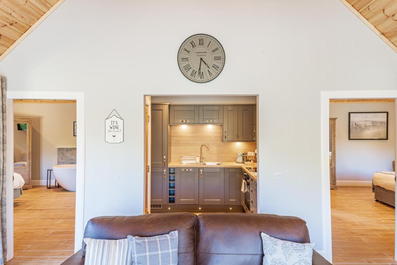 Osprey Lodge 1 With Hot Tub Newton Stewart Eksteriør billede